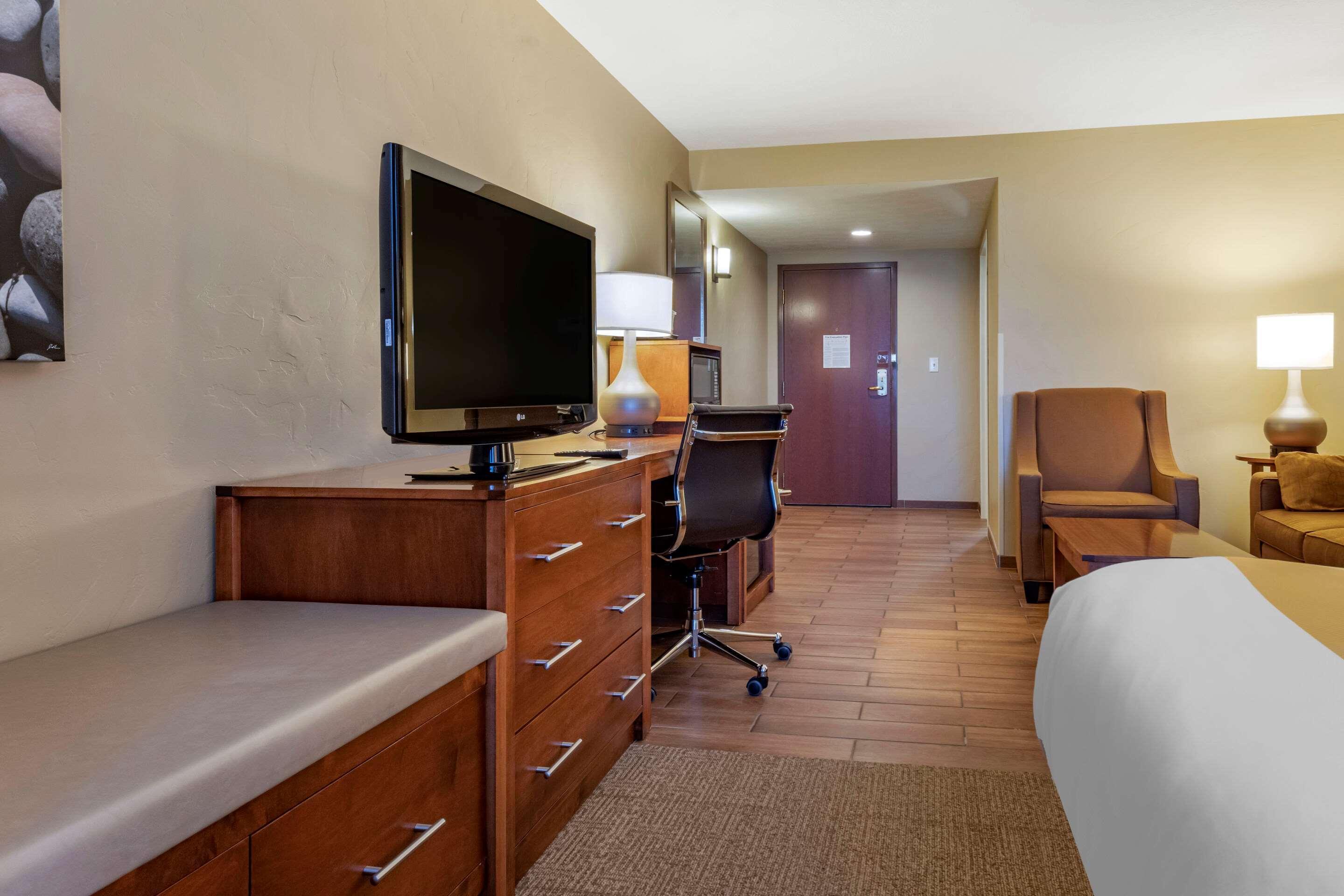 Dover Quality Inn מראה חיצוני תמונה
