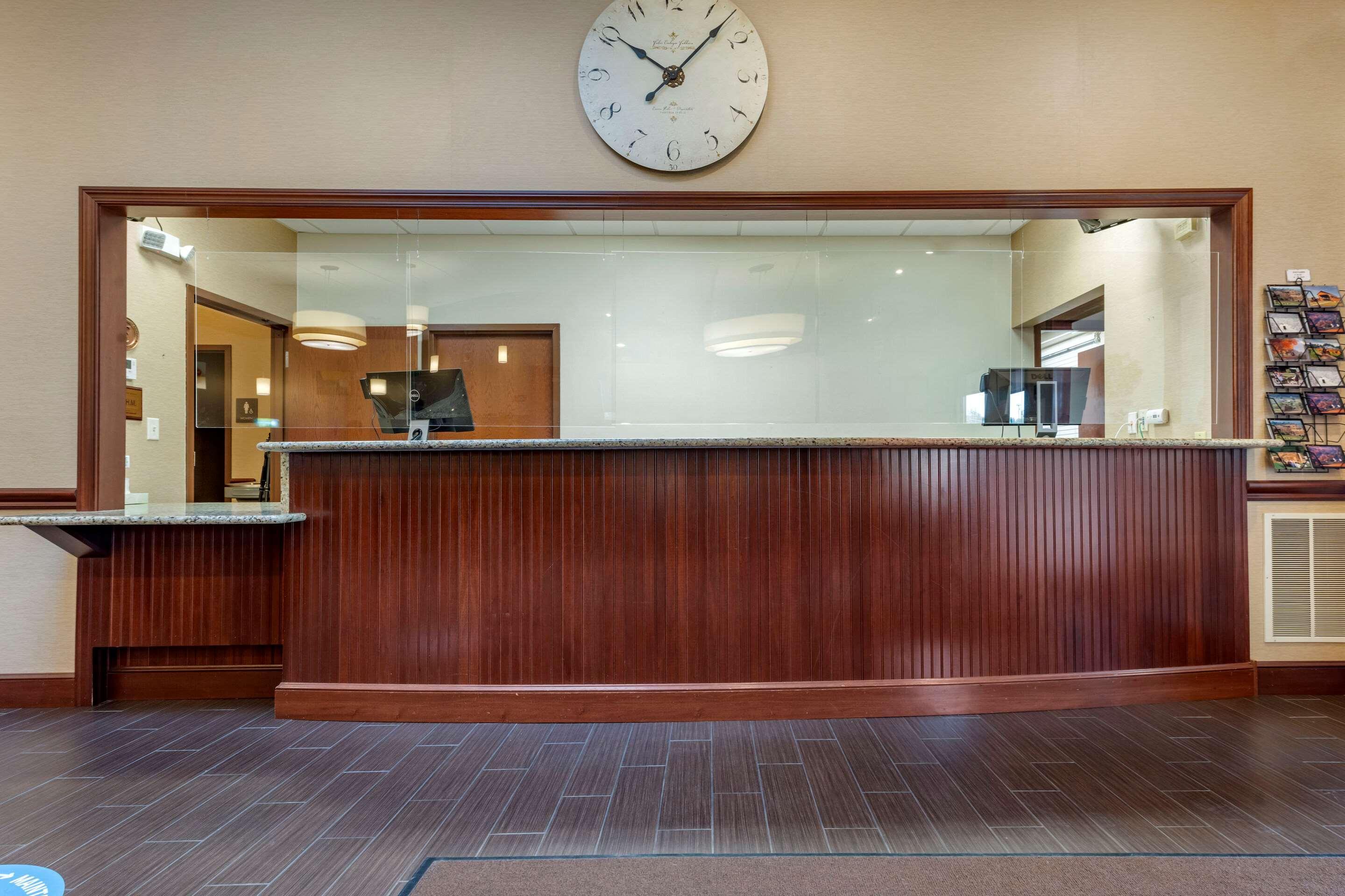 Dover Quality Inn מראה חיצוני תמונה