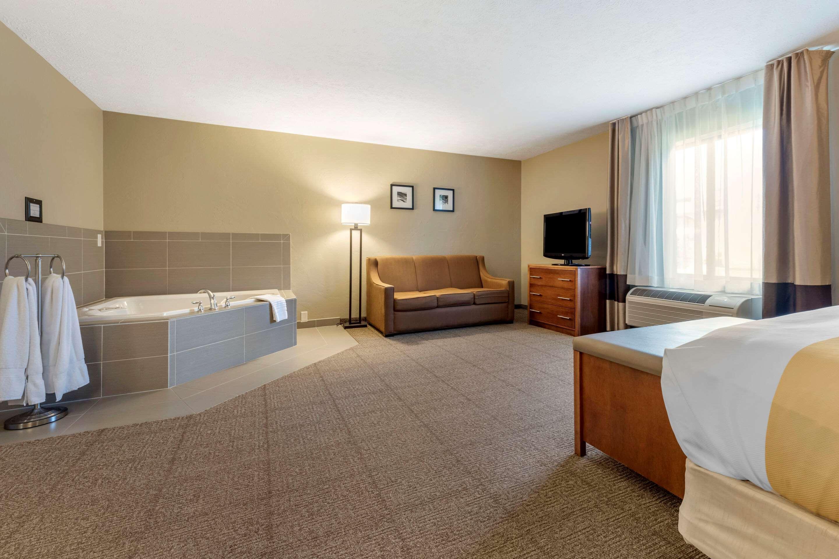 Dover Quality Inn מראה חיצוני תמונה